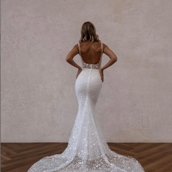 Made with Love Huxley Wedding Dress - Picture 4 of 11